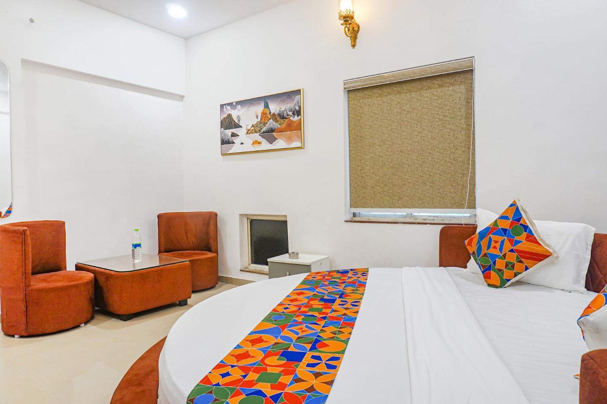 Hotel O The Leela Inn Púna Kültér fotó