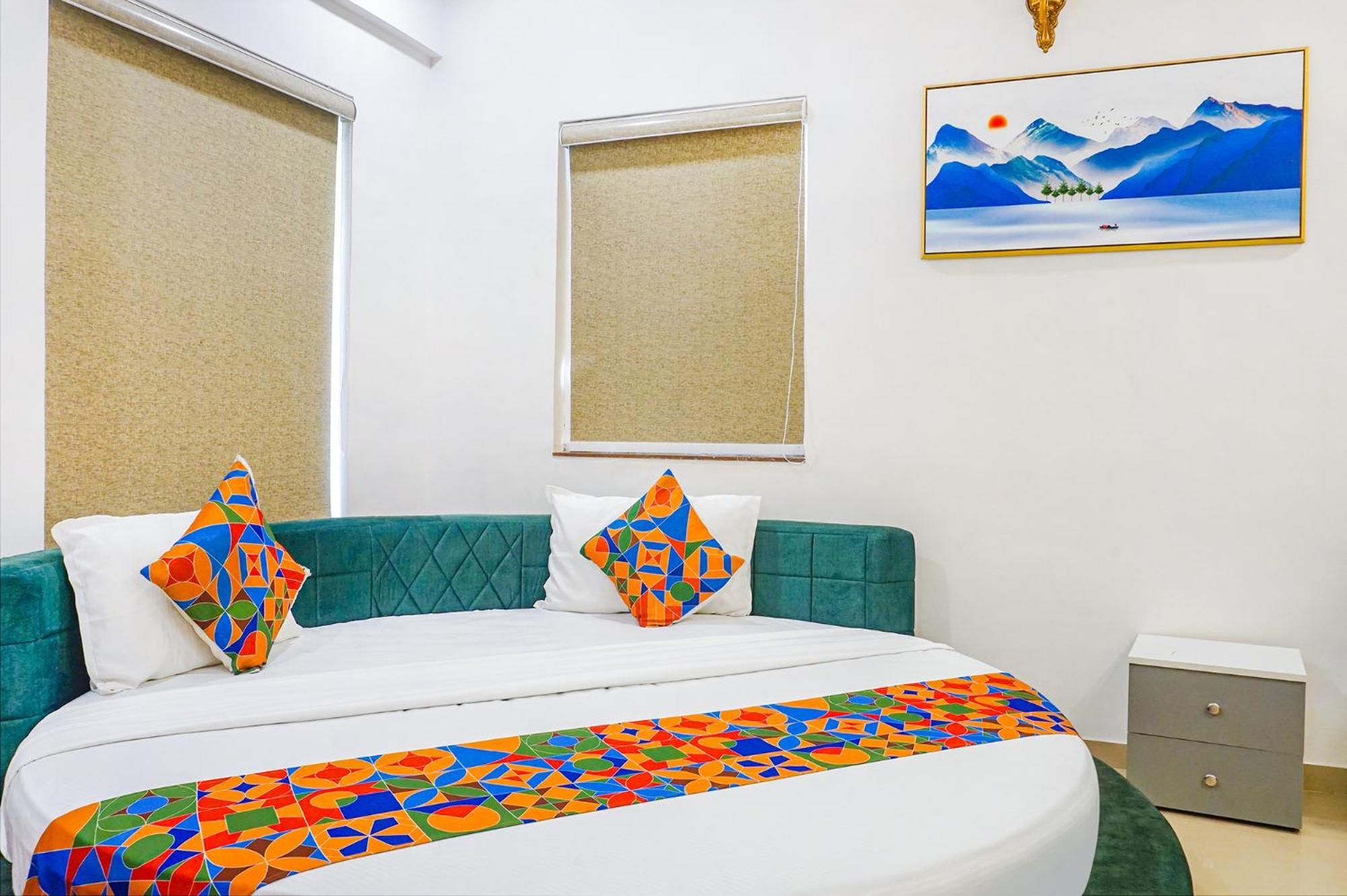 Hotel O The Leela Inn Púna Kültér fotó